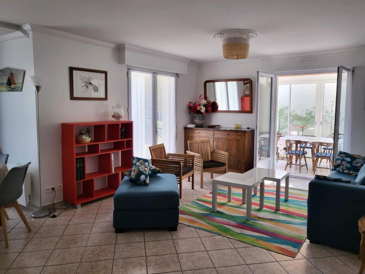 Appartement 3 Chambres 6 Pers Rez De Jardin 5Min Plage Quartier Du Phare Location Du Dimanche Au Dimanche En Juillet Et Aout La Tranche-sur-Mer Luaran gambar