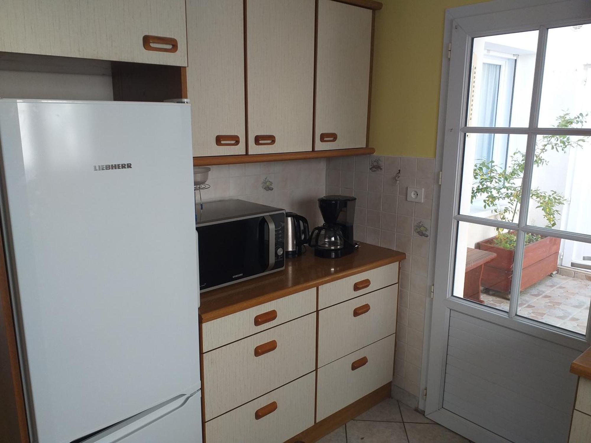 Appartement 3 Chambres 6 Pers Rez De Jardin 5Min Plage Quartier Du Phare Location Du Dimanche Au Dimanche En Juillet Et Aout La Tranche-sur-Mer Luaran gambar