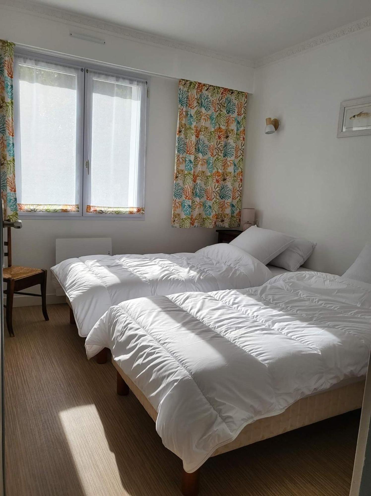 Appartement 3 Chambres 6 Pers Rez De Jardin 5Min Plage Quartier Du Phare Location Du Dimanche Au Dimanche En Juillet Et Aout La Tranche-sur-Mer Luaran gambar